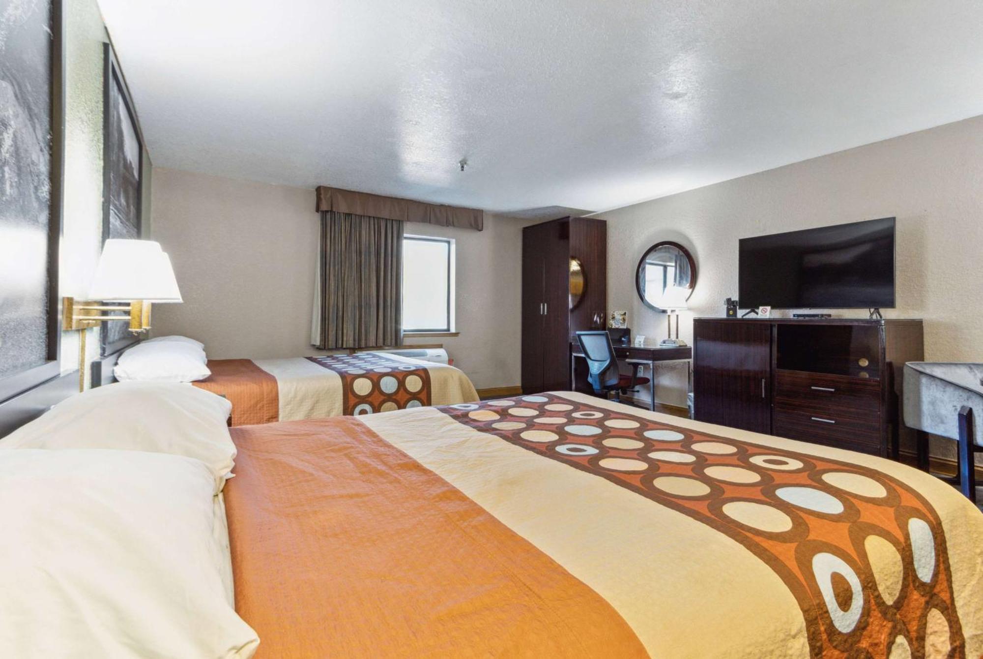 Отель Super 8 By Wyndham Uniontown Pa Экстерьер фото