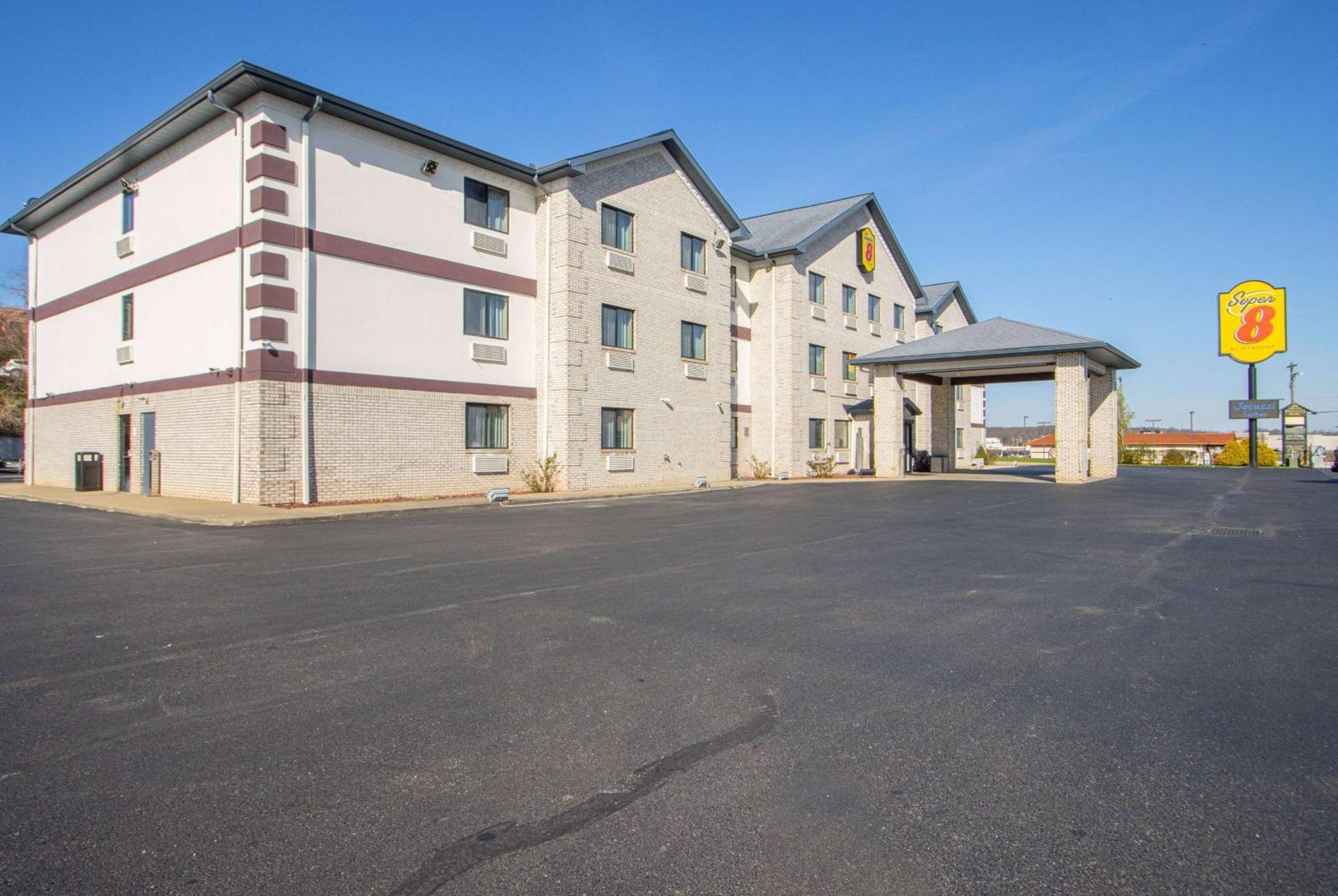 Отель Super 8 By Wyndham Uniontown Pa Экстерьер фото